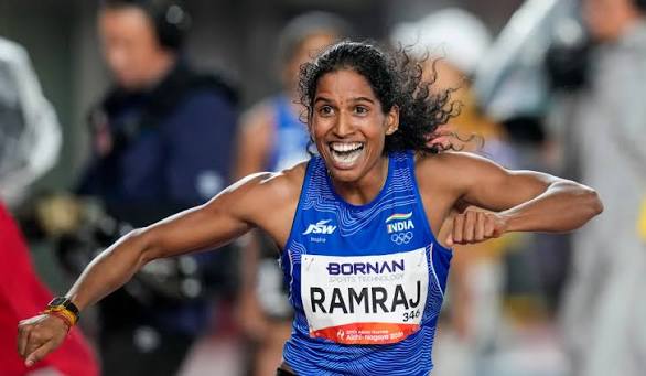 Vithya Ramraj breaks PT Usha