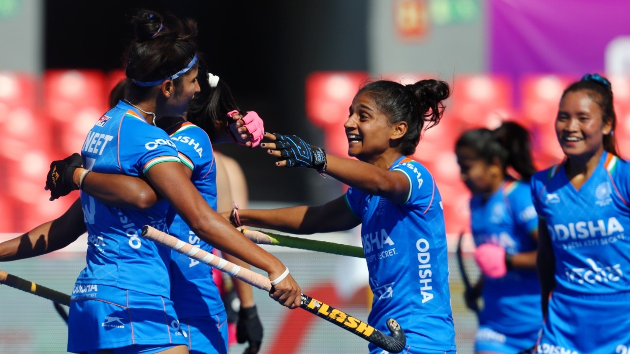 indiaqualifiesforsemifinalsoffihhockeywomen’snationscupinvalenciaspain