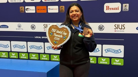 ISSF WC 2025: Sift Kaur Samra wins bronze in 50m rifle 3 positions