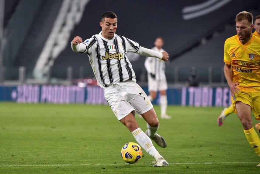 cristianoronaldoscorestwiceasjuventusbeatcagliari20inseriea