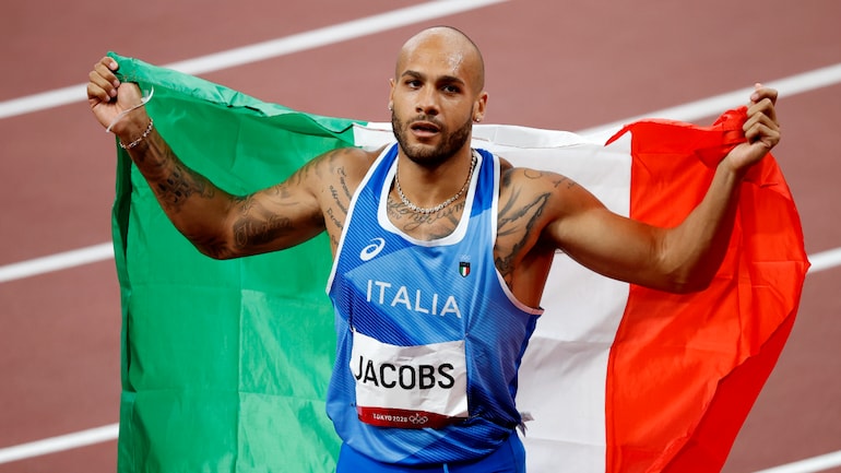 lamontmarcelljacobsregistersvictoryintheolympics100mfinal