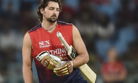 timdavidfined30percentofmatchfeesforobsceneoffensivegestureduringrcbvsmiipl2026clash
