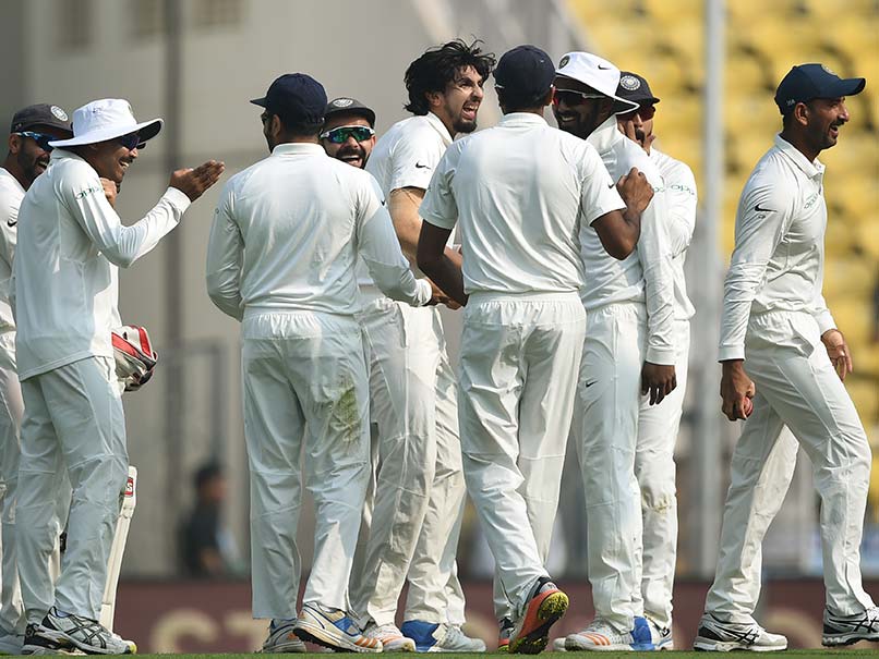 indiavssrilanka2ndtestday1nagpur: ind111sl205