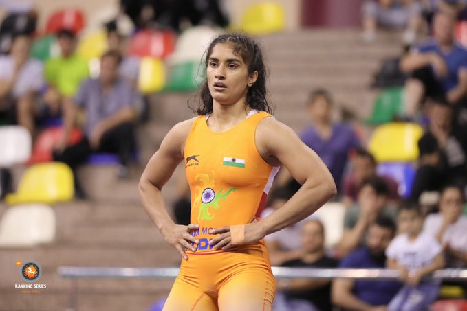 vineshphogatbecomesfirstindianwrestlertoqualifyfor2020tokyoolympics