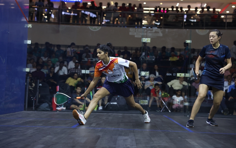 indiabegintheircampaigninworldsquashchampionshipwith40winoverhongkongchina