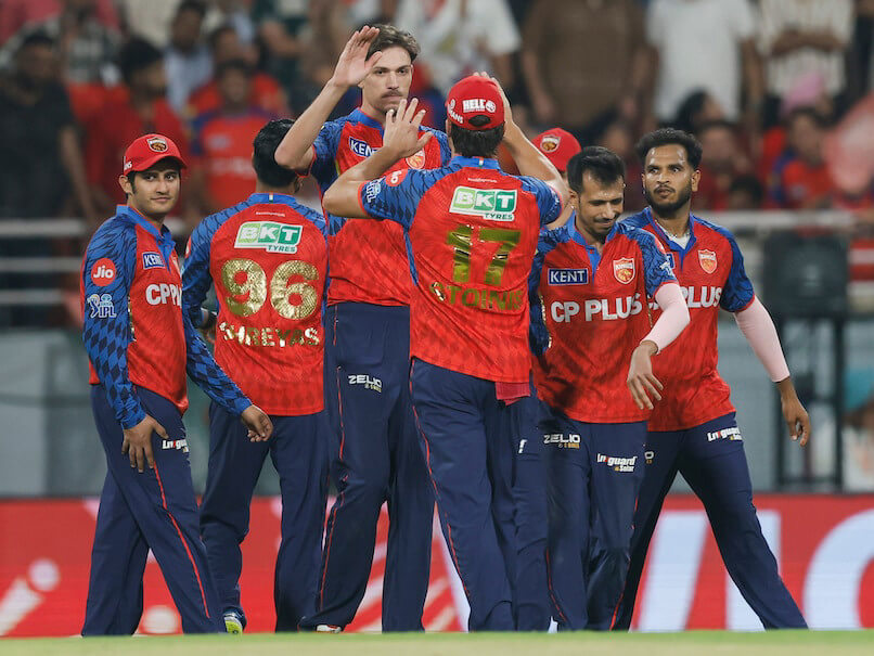 shreyasiyerleadspunjabthumplucknowtoremainaliveinipl2026playoffsracebeatlsgby7wickets