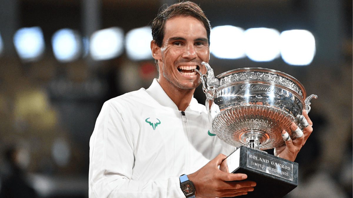 rafaelnadalsetsnewrecordsbecomesoldestfrenchopenchampion