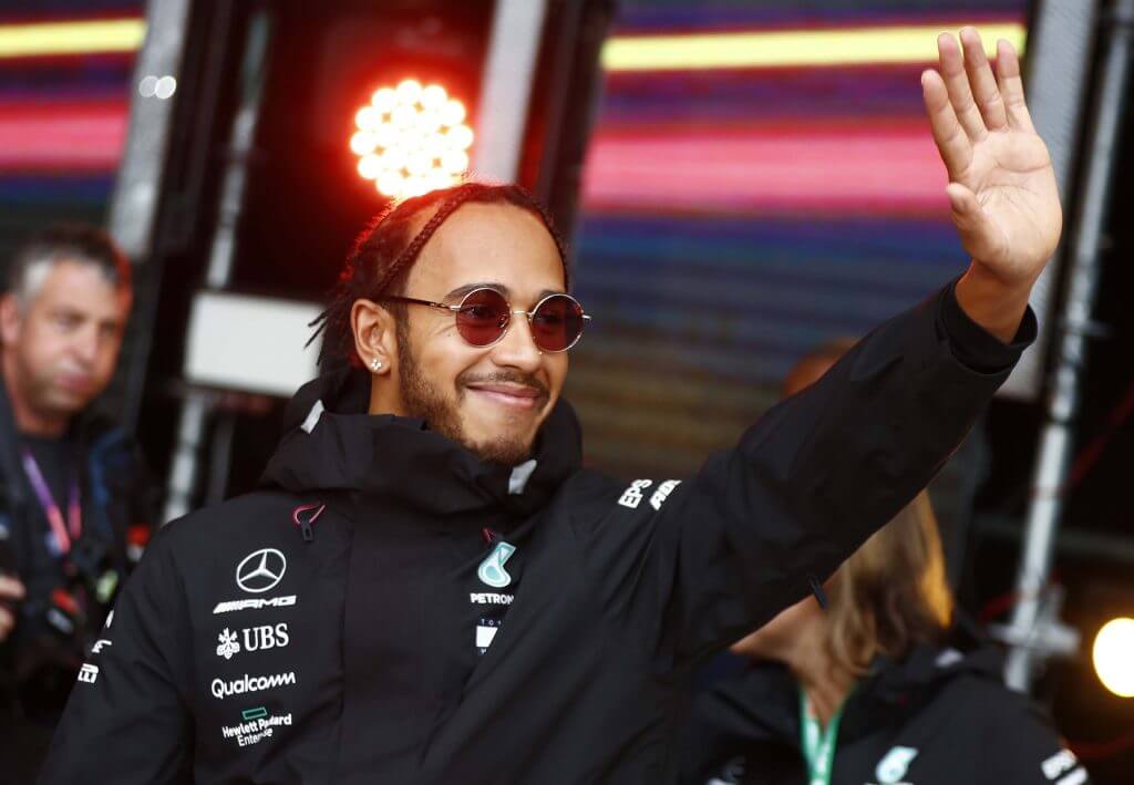 lewishamiltonwinsstyriangpaheadofmercedesteammatevaltteribottas