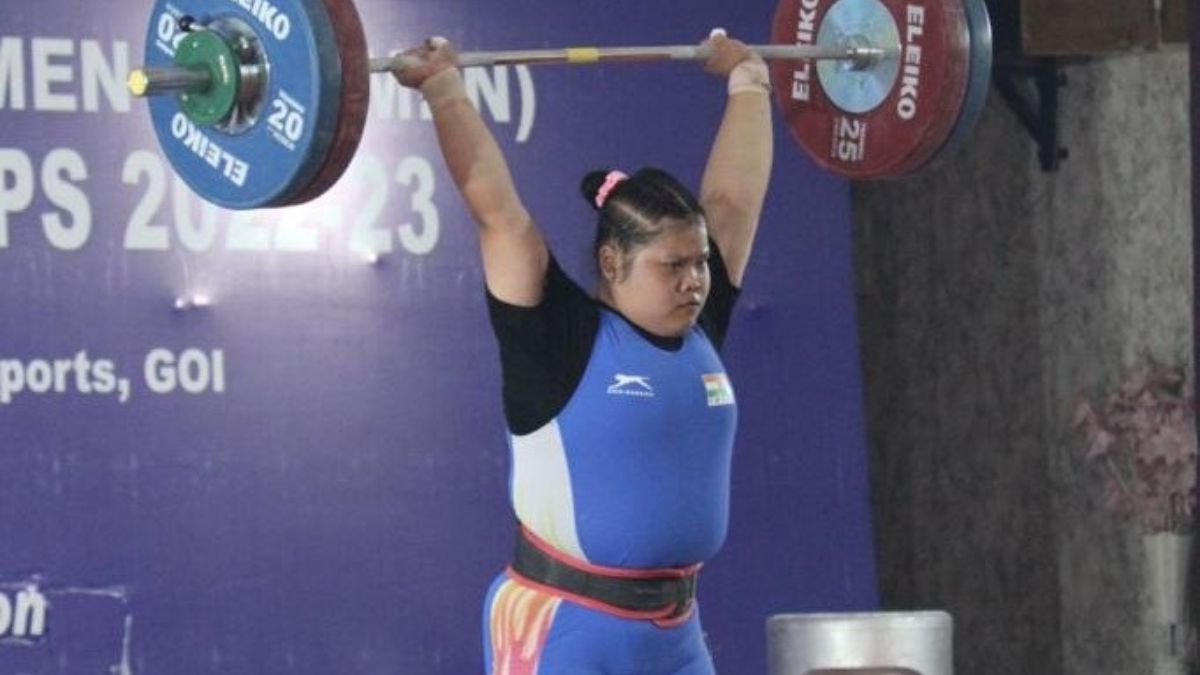 indiasmartinadeviwins2silvermedalsincommonwealthweightliftingchampionship;