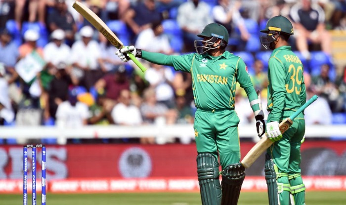 iccchampionstrophy:semifinal1:englvspak:pakistanbeatenglandby8wicketsentersfinals