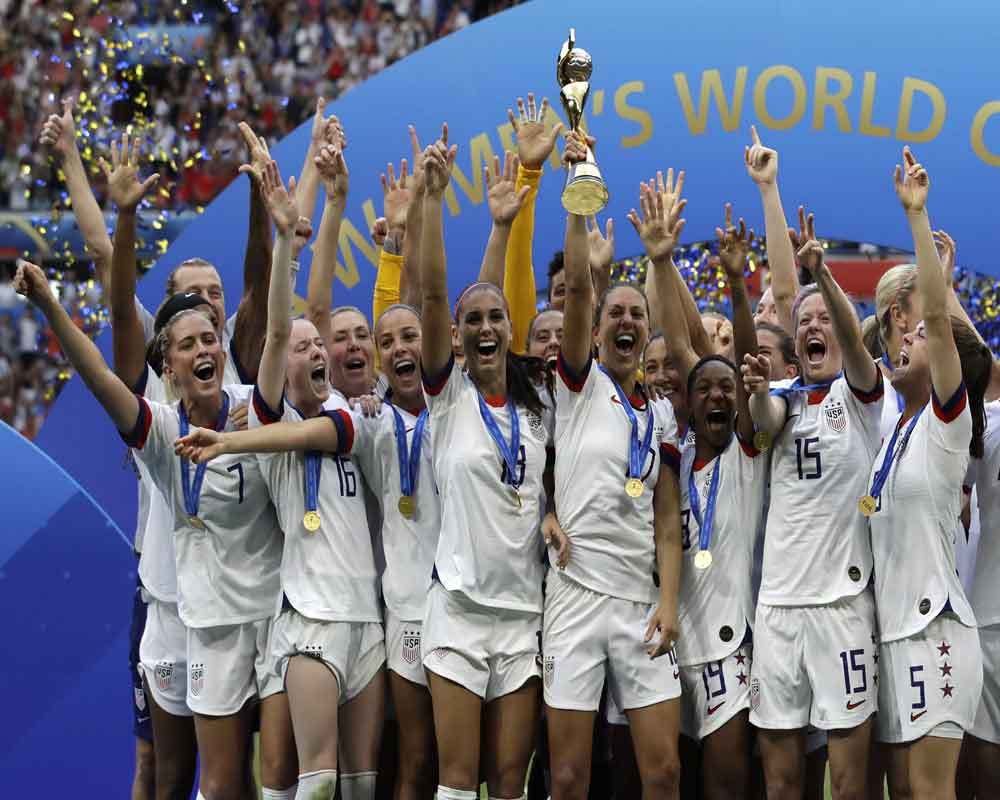 usrejoicesafterwomensfootballworldcupwin