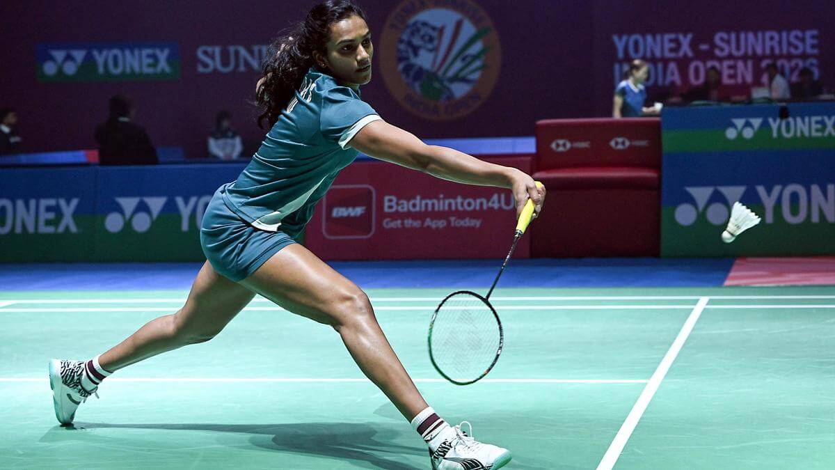 pv-sindhu-stuns-world-no-5-han-yue-to-reach-japan-open-quarterfinals