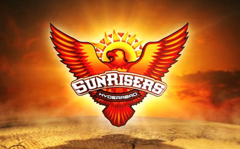 srhsignsbignamesponsorsforipl10