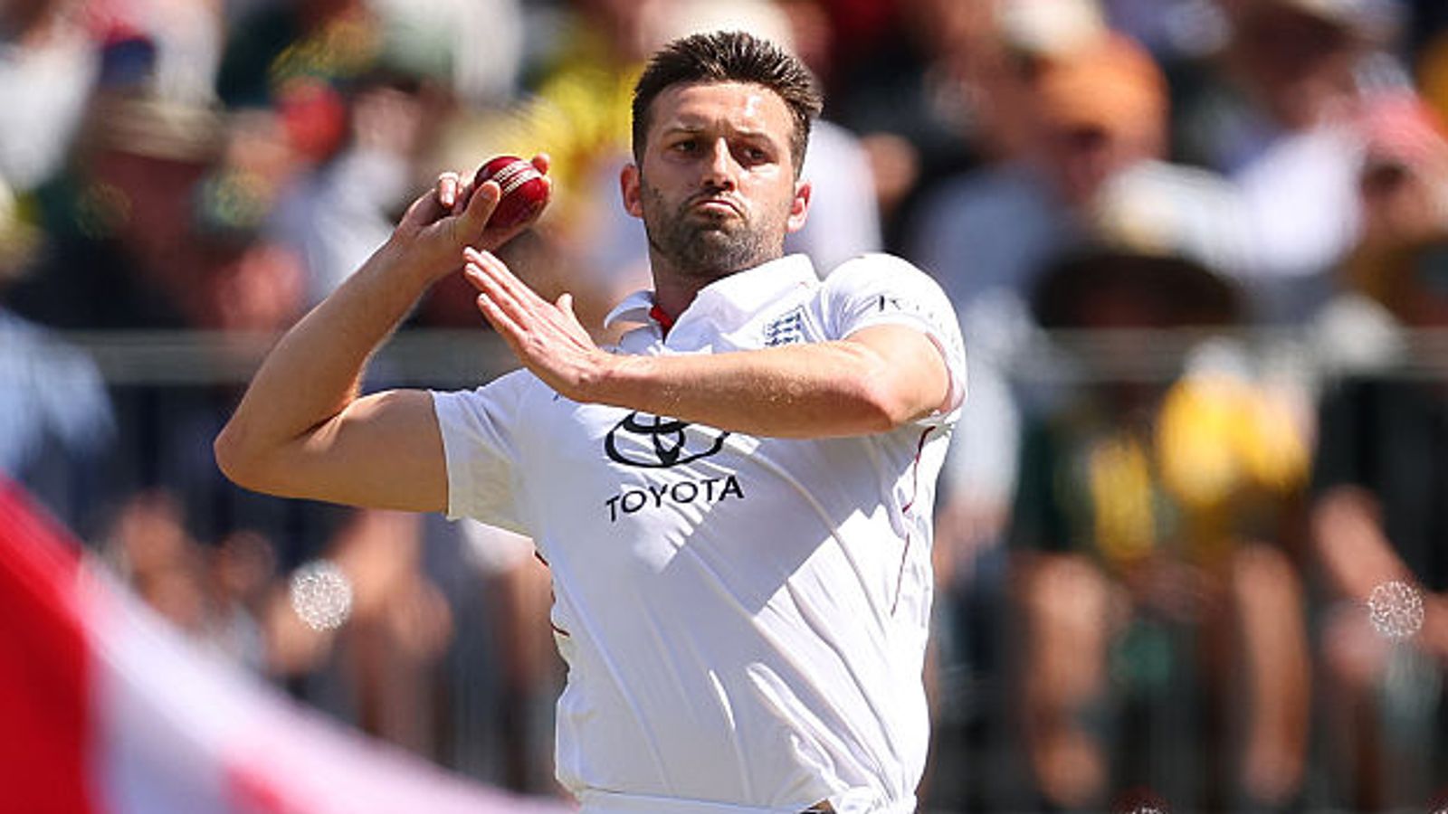 Mark Wood announces international retirement