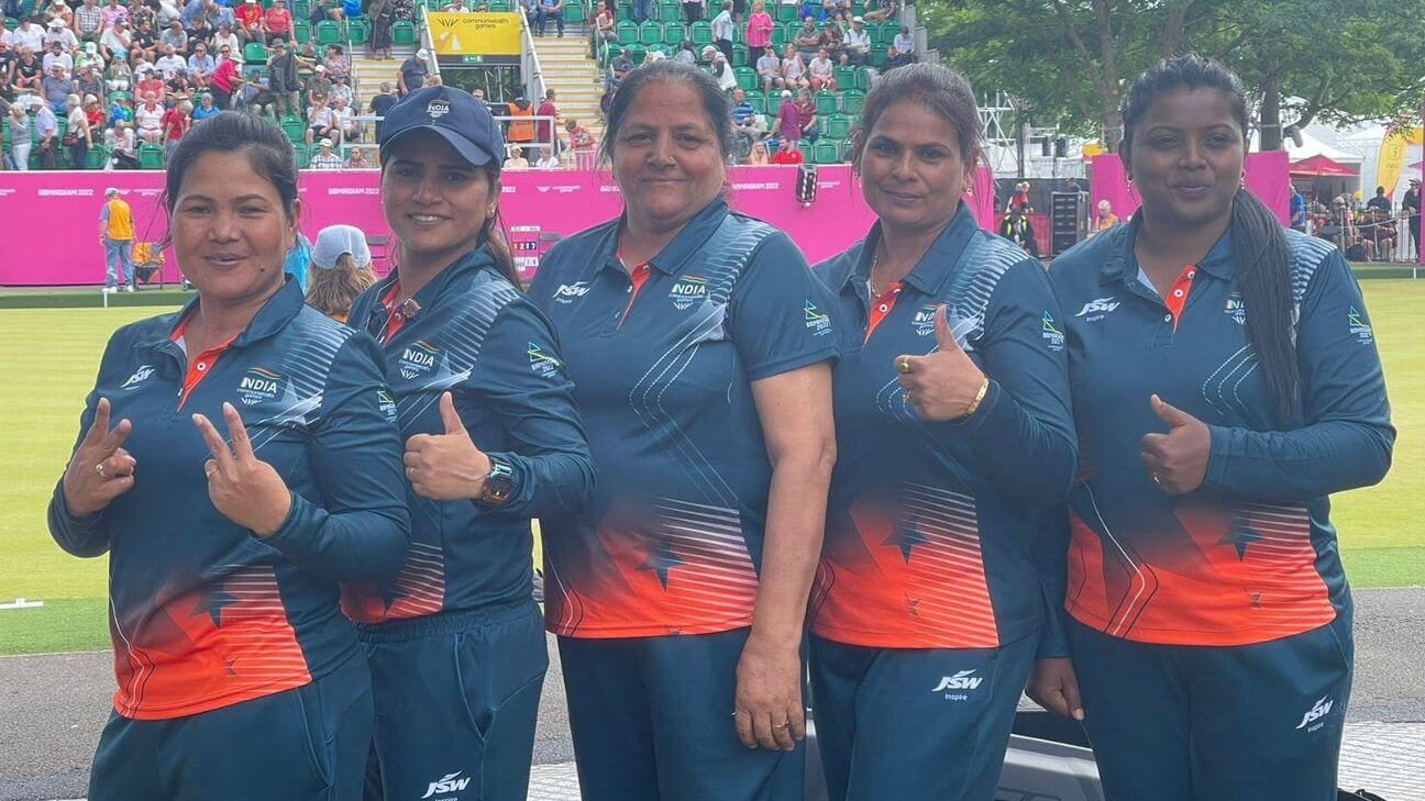 cwg2022:womenslawnbowlsteamclincheshistoricgoldbags10thmedalforindia