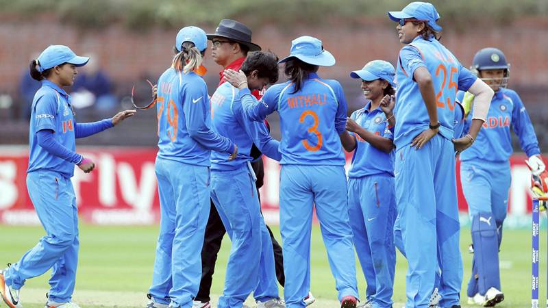 iccwomensworldcup2017:indiawintosselecttobatagainstslinwomensworldcup