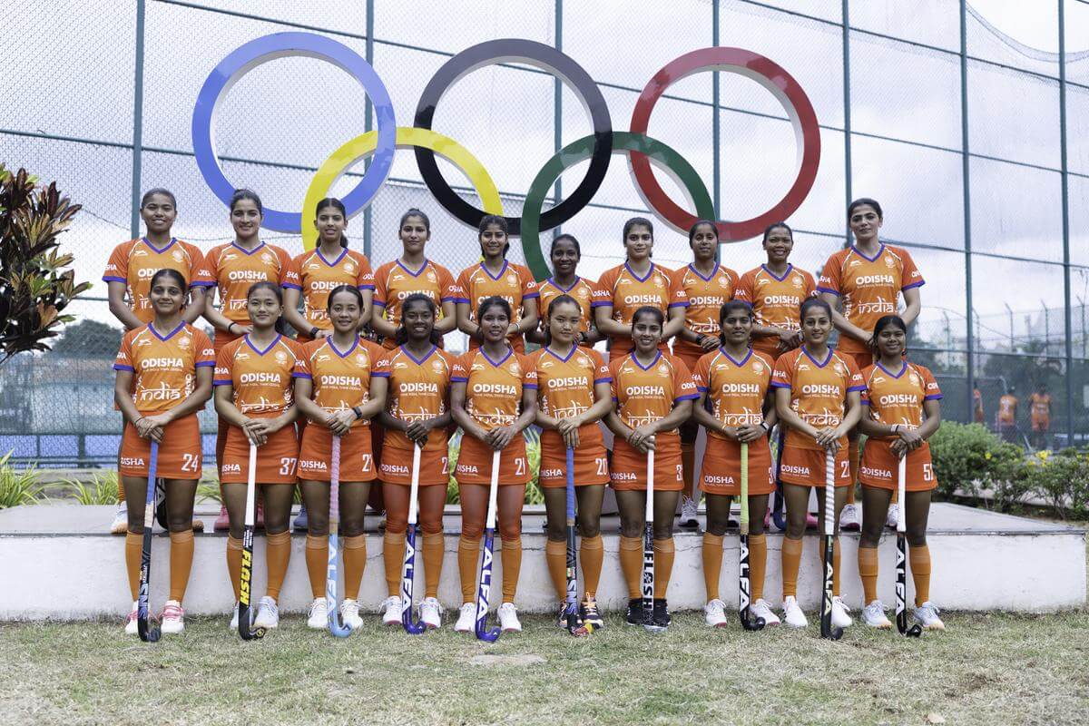 Hockey India announces cash reward for women