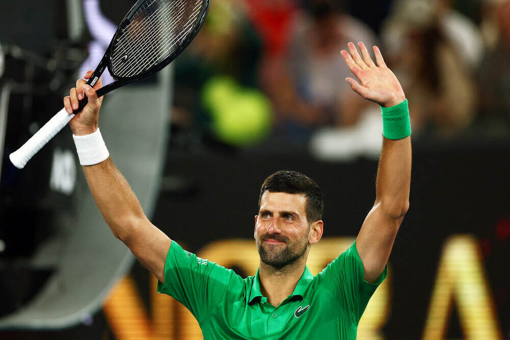Novak Djokovic breaks Roger Federer