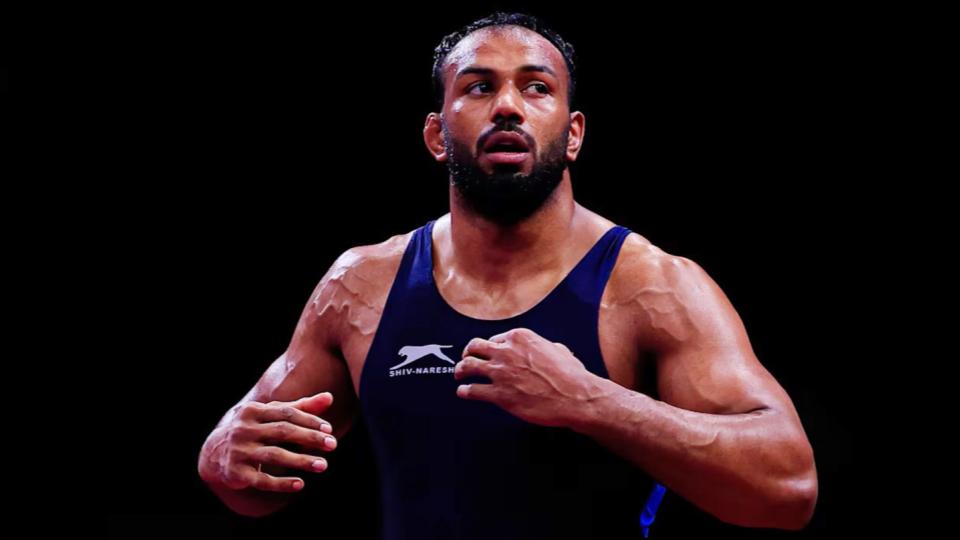Nitesh Wins Silver in Men