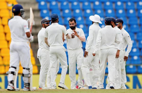 indiainchcloserto30sweepagainstsrilanka