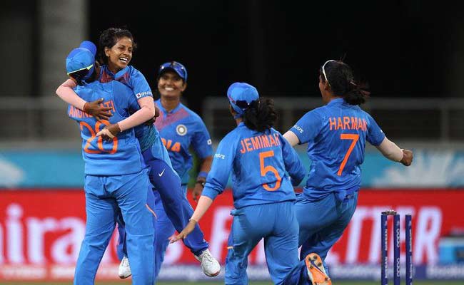 indiabeataustraliaby17runsiniccwomenst20worldcupopener