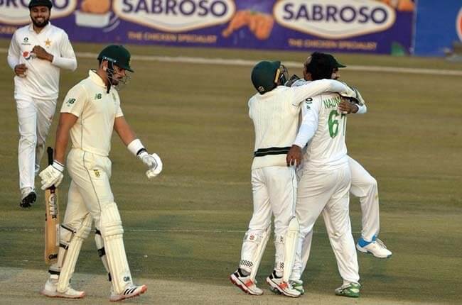 pakvssa2ndtest:hostsfightbackafteranrichnortje5wickethaulvisitors1064onday2