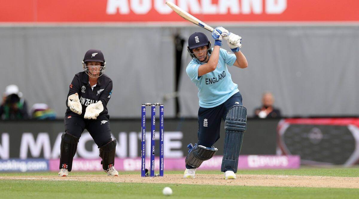 wcc2022:englandkeepsemifinalhopesalivewithnervy1wicketwinovernewzealand