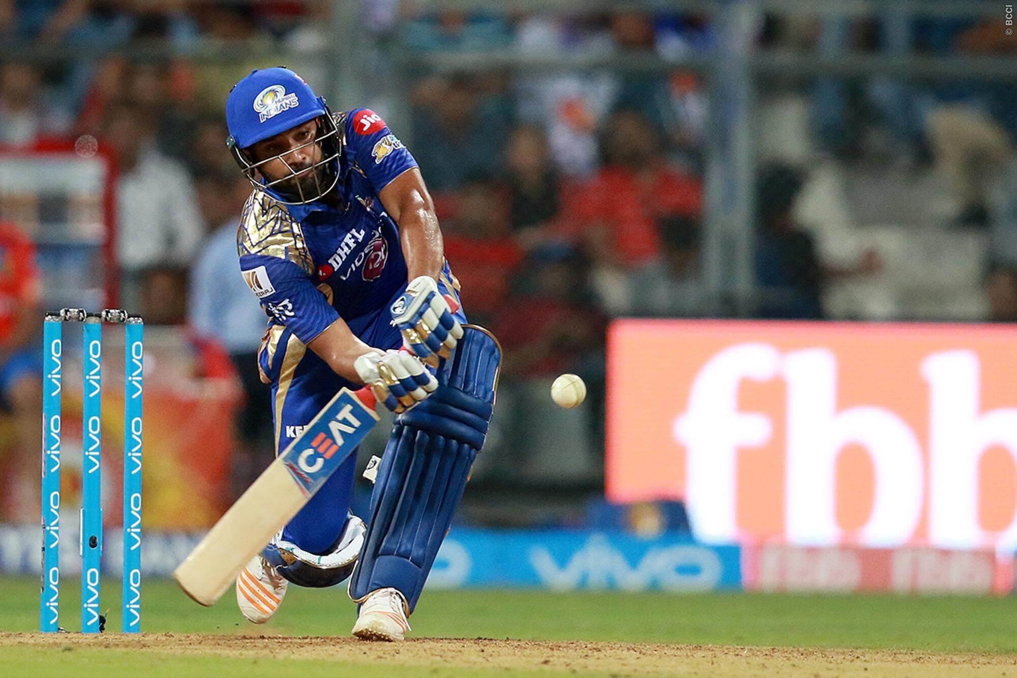 ipl2020updates:rohitsharmaoutfor80asmumbaiindianseyebigfinish