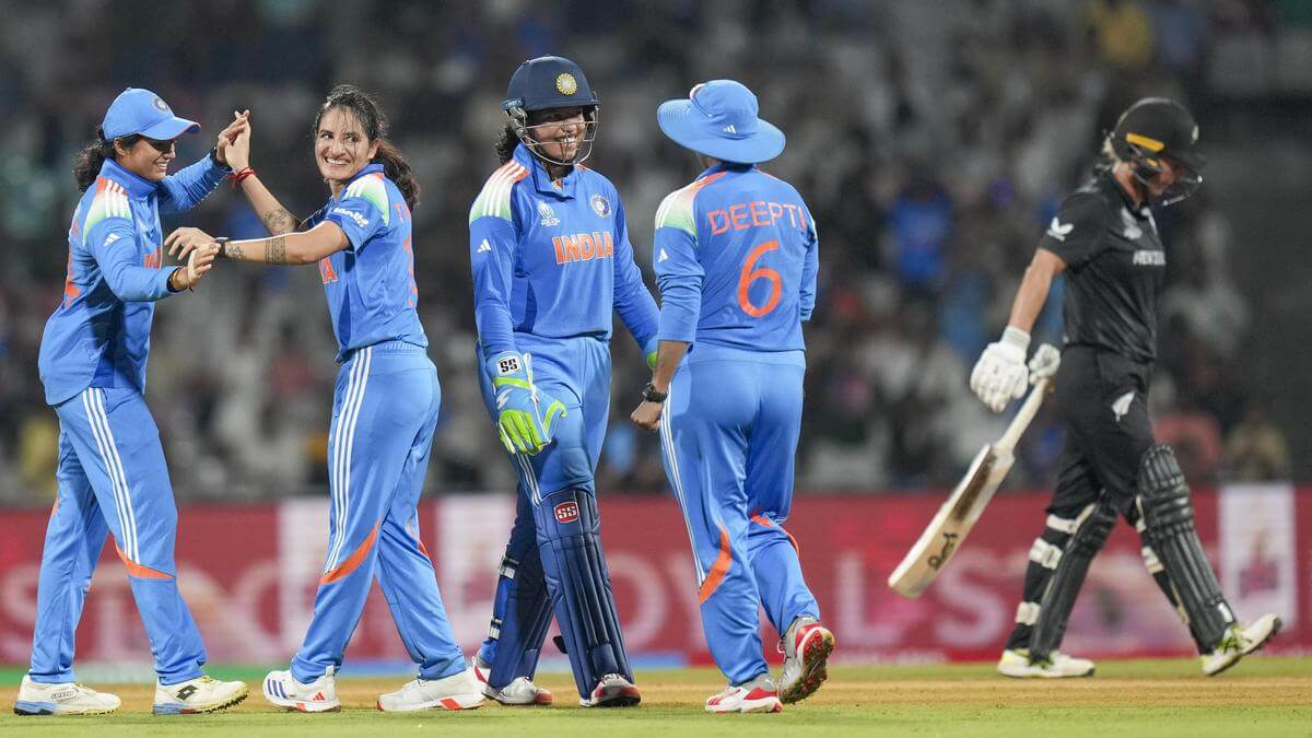 India beat Australia to qualify for ODI World Cup final