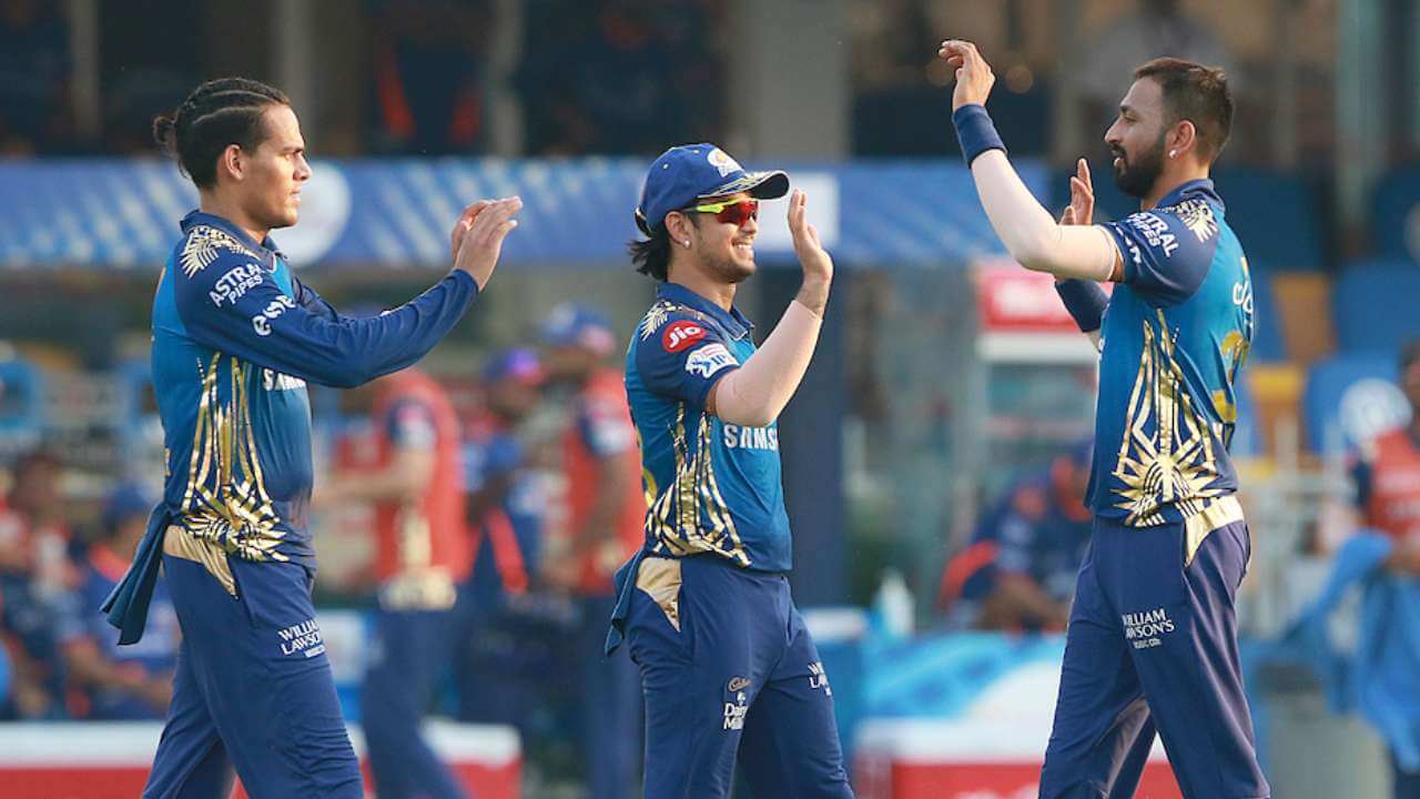 ipl2020:mumbaiindianstopoftableafter34runswinoversunrisershyderabad