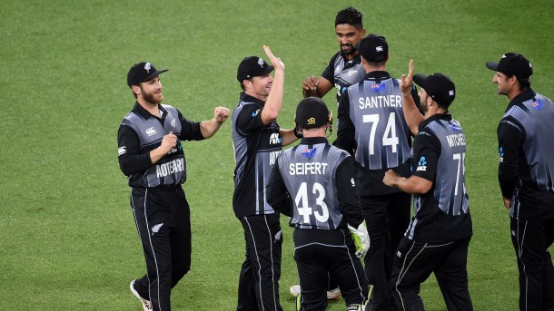 indiavsnewzealand1stt20:newzealandwinby80runsafterindiafailtochasemassive220runtarget