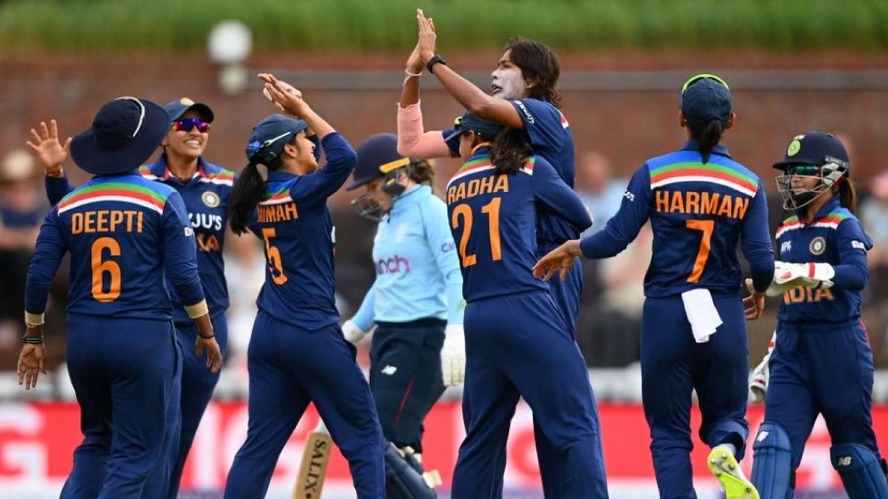 womenscricket:indiabeathostsenglandby8runsin2ndt20i