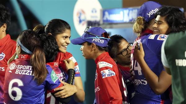 wpl-2023-delhi-capitals-beat-up-warriorz-by-five-wickets-to-reach-the-final