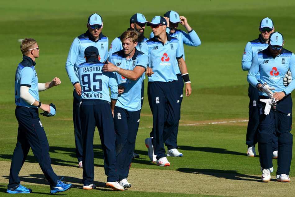 englandvsireland:englandare10upafterwinningthe1stodiby6wickets