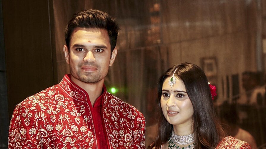 Arjun Tendulkar ties the knot with Saaniya Chandhok in Mumbai
