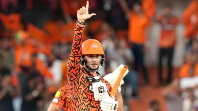 abhishek-sharma-breaks-virat-kohlis-historical-ipl-2016-record-with-six-laden-innings-in-srh-vs-pbks-clash