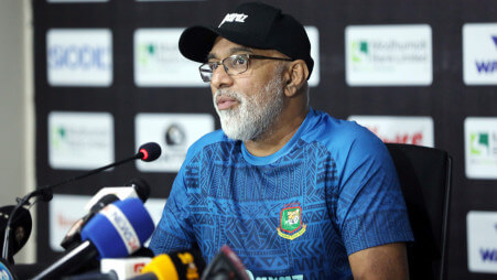 worldcup2023:bangladeshcoachavoidsquestiononshakibalhasanstvinterviewontamimiqbal