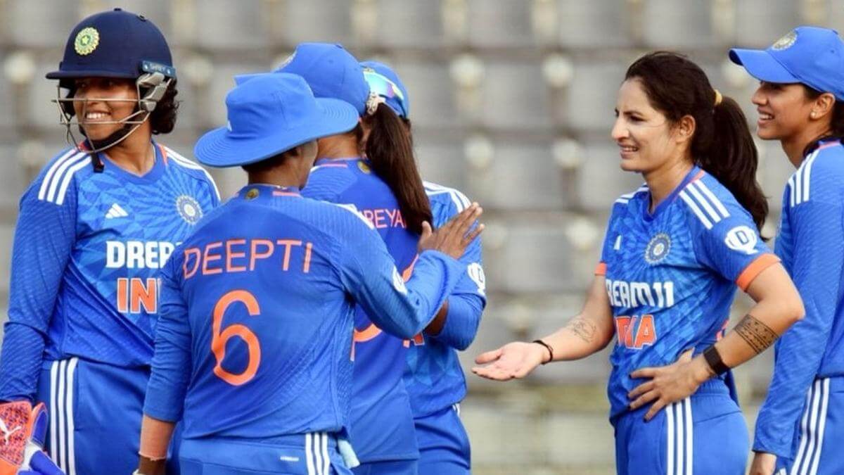 banwvsindw:harmanpreetkaurpowersindiatomakeit40againstbangladeshinfivematcht20series