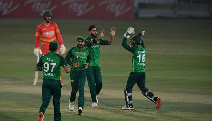 1stodi:pakistanbeatzimbabweby26runs