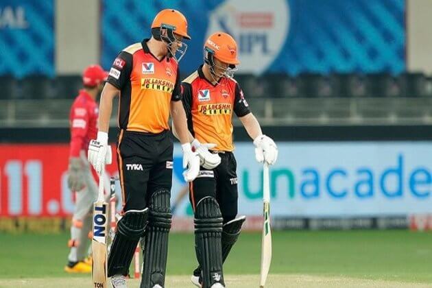 ipl2020:srhplayersworeblackarmbandstocondolethedeathofafghanistancricketernajeebtarakai