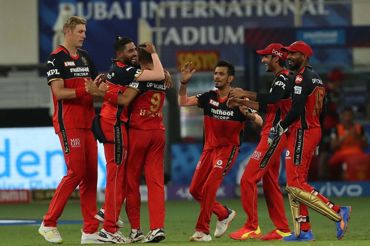 rcbcrushmumbaiindiansby54runsiniplmatch