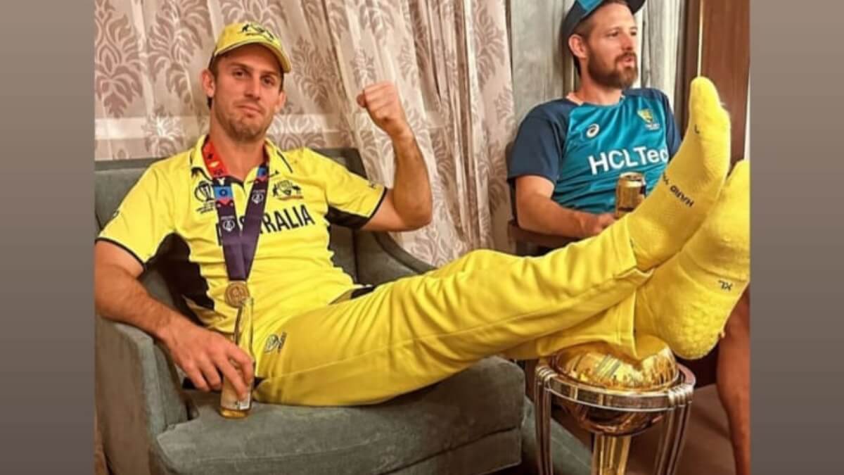 Aussie star Mitchell Marsh breaks silence on feet over World Cup trophy act