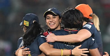 wpl2025:richaghoshellyseperryhelprcbthrashgiantsby6wickets