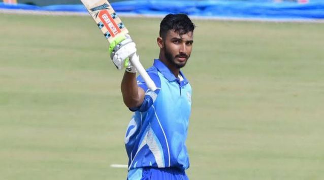 vijayhazaretrophy:devduttpadikkalhits3rdsuccessivehundredaskarnatakaseallast8berth