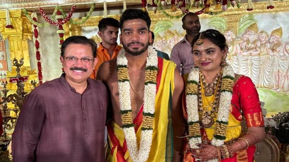 KKR star Venkatesh Iyer marries Shruti Raghunathan