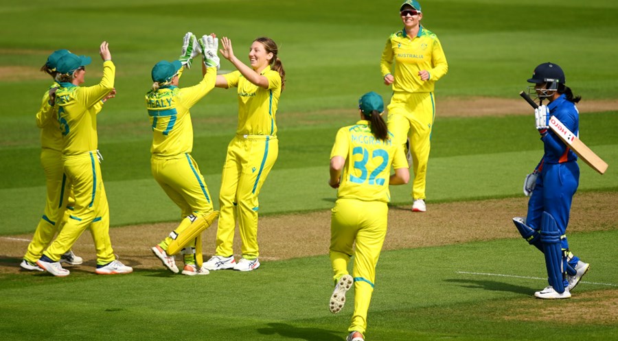 cwg20022:australiabeatindiaby9runstowinmaidengoldmedalinwomenscricket