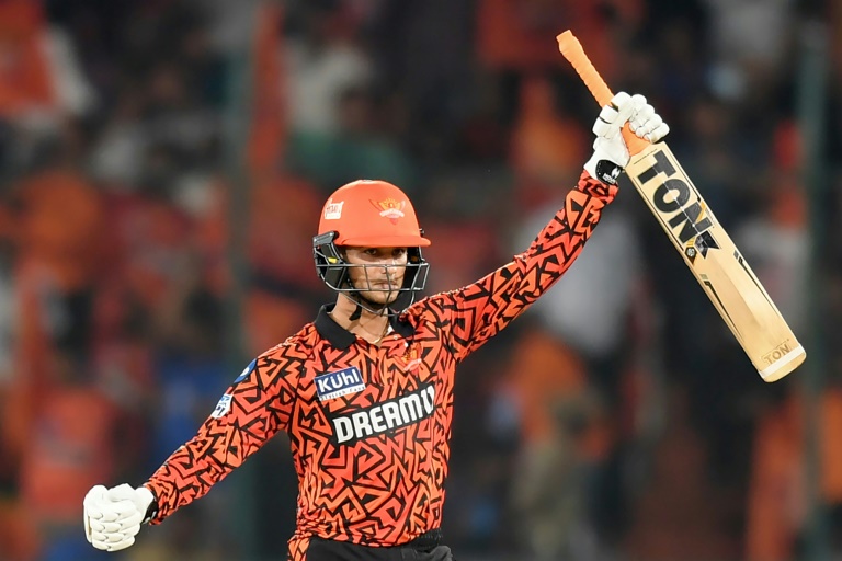 Sunrisers Hyderabad Beat Mumbai Indians by 31 Runs 