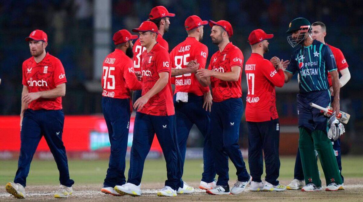 England win T20I series against Pakistan in Lahore