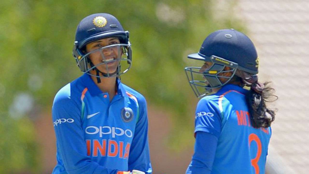 indiaswomensteamalloutfor200againstaustralia