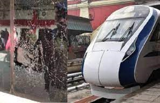 vandebharatexpresspeltedwithstonesinkarnataka;fourthsuchincidentinlast2months